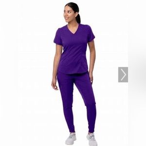 Adar scrub top/jogger pants. 3 sets.
